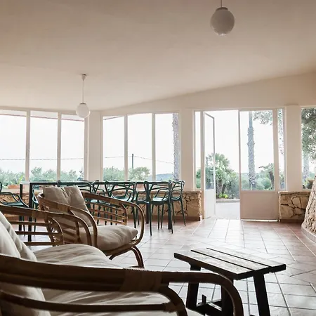Li Munti Con Piscina Villa *